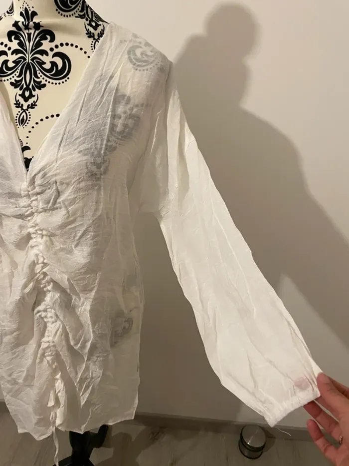 Robe-chemise blanche à volants et cordon - Neuf - Taille 36/38 - photo numéro 2