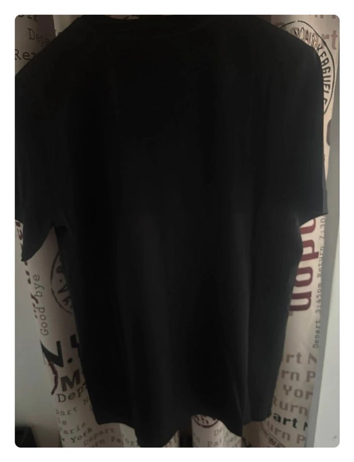 T-shirt Givenchy taille M neuf prix boutique 780€ - photo numéro 5