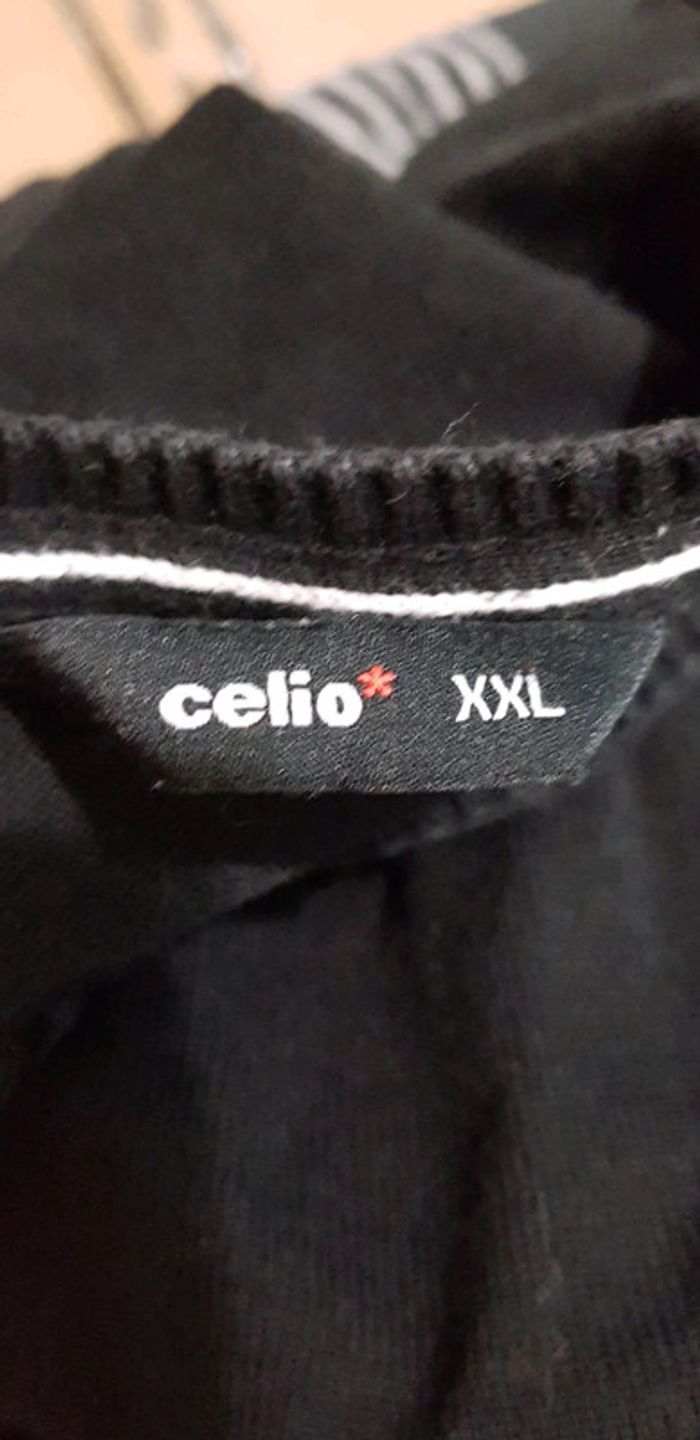 Pull celio col v taille XXl - photo numéro 3