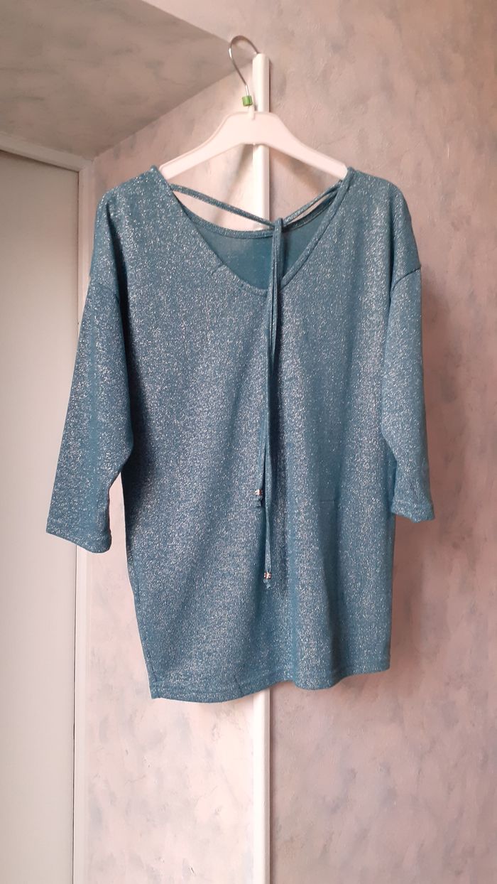 Tee-shirt femme taille S - photo numéro 2