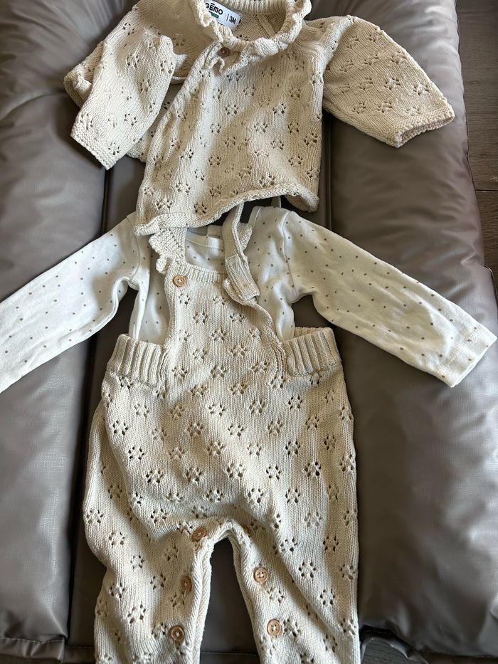 Ensemble bodies salopette et gilets