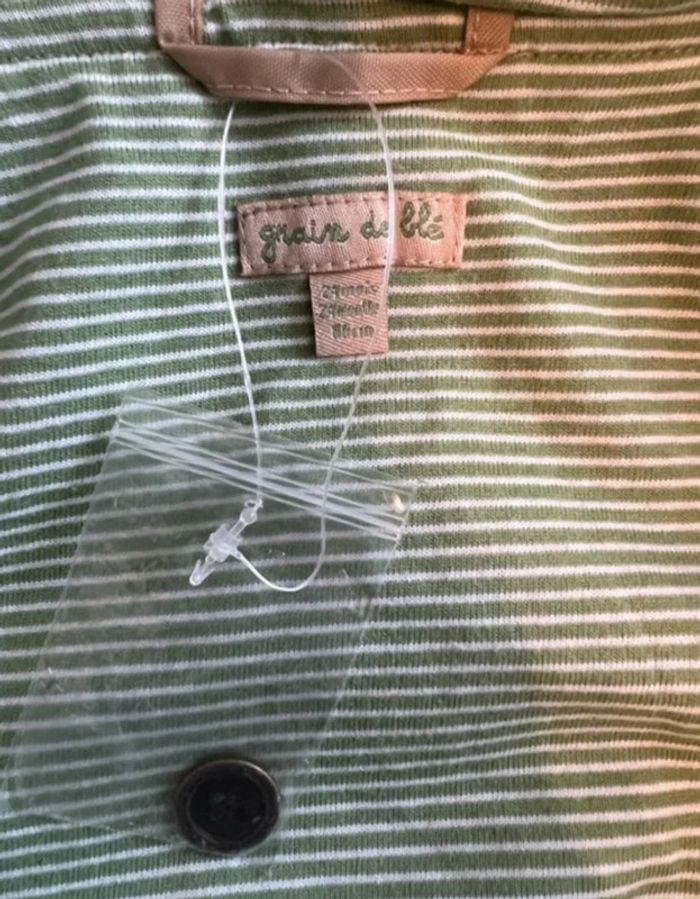 Lot de trois vestes deux ans été petit colis - photo numéro 8