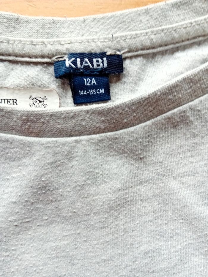 Tshirt manche longue 12ans 💙 - photo numéro 6