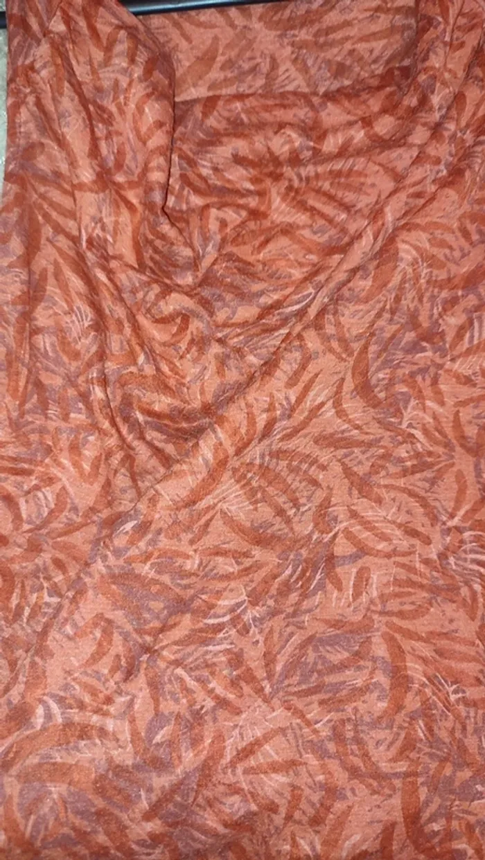 T-shirt fleuri orange léger - photo numéro 4