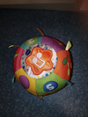 Magi balle d'éveil des P'tits Copains Vtech