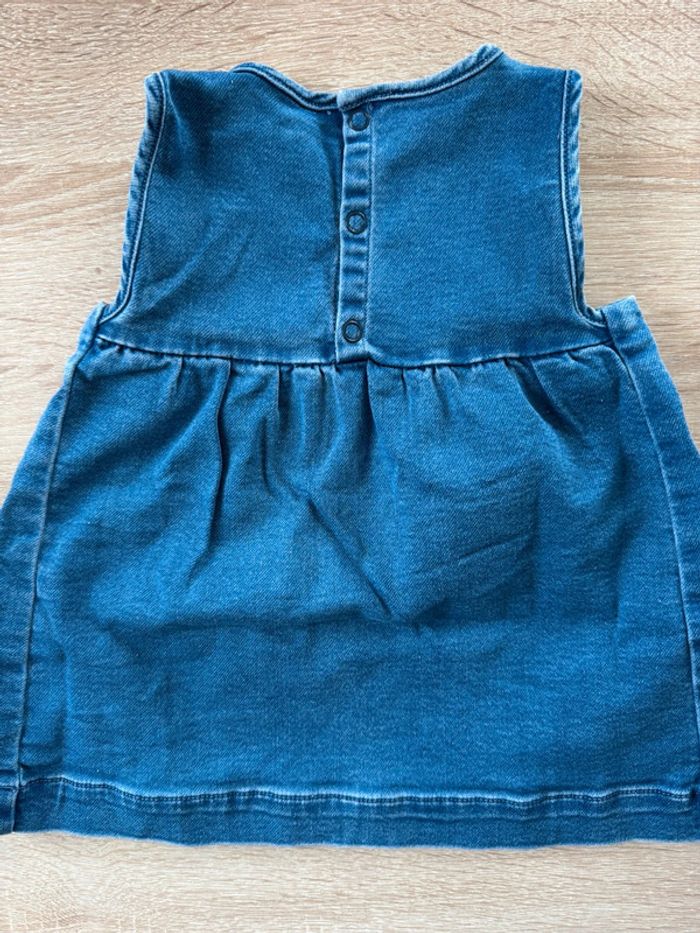 Jolie robe en denim Petit Bateau 6 mois TBE - photo numéro 6