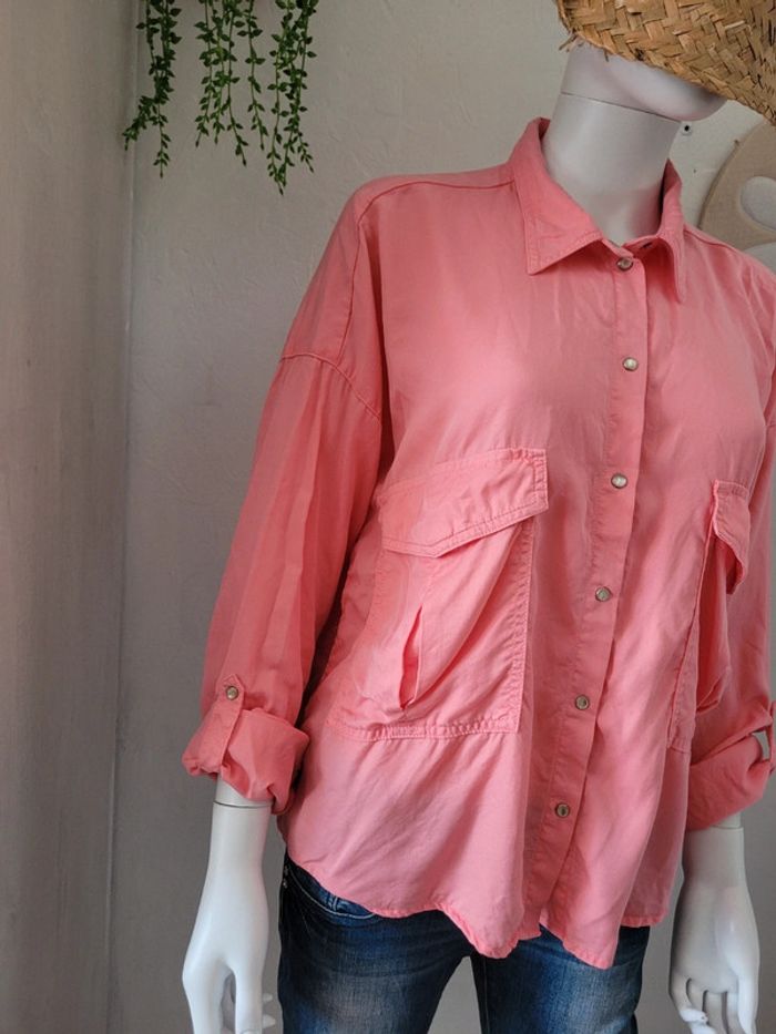 Chemise ou veste rose - photo numéro 3
