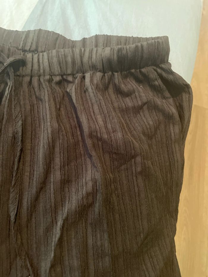 Pantalon large neuf - photo numéro 2