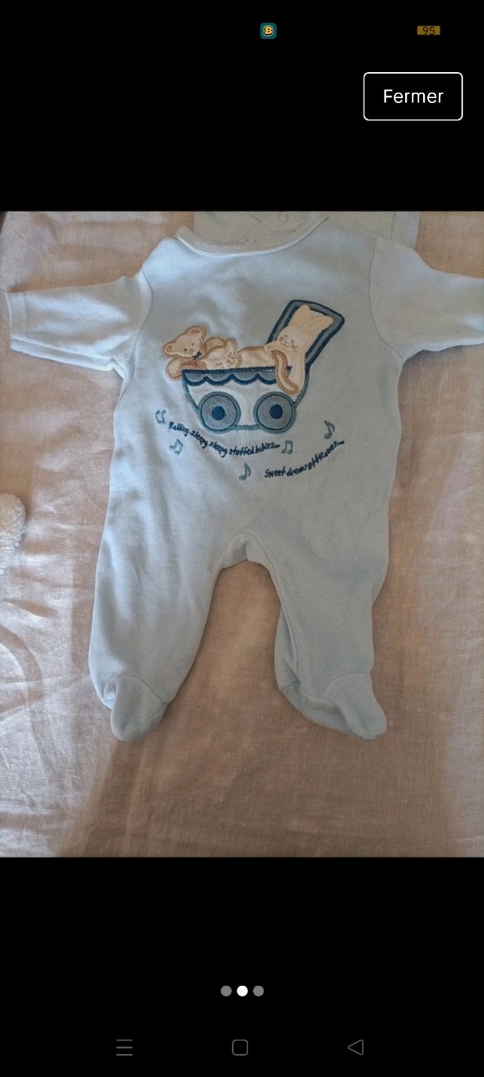 Lot de 2 pyjamas taille 1 mois - photo numéro 2