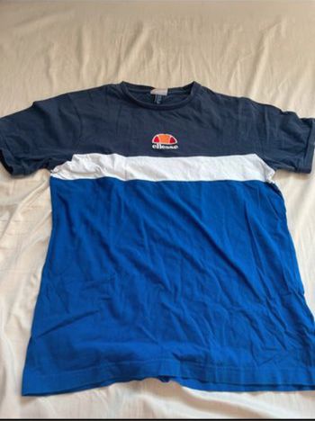 T-shirt ellesse bonne état