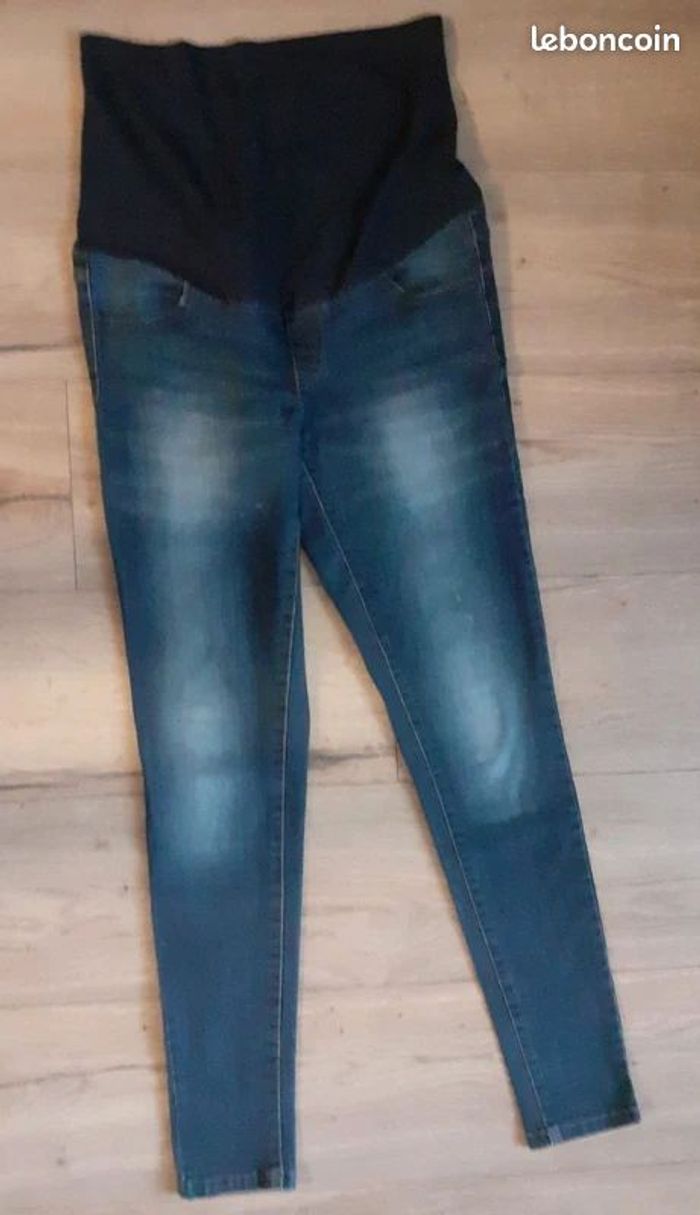 Lot de 3 pantalons de grossesse T 38 - photo numéro 4