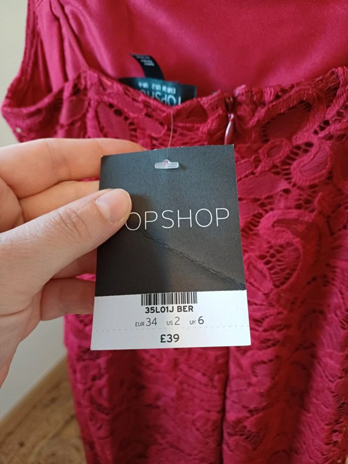 Robe Bordeaux chic en dentelle neuve Topshop taille XXS 32 - photo numéro 11