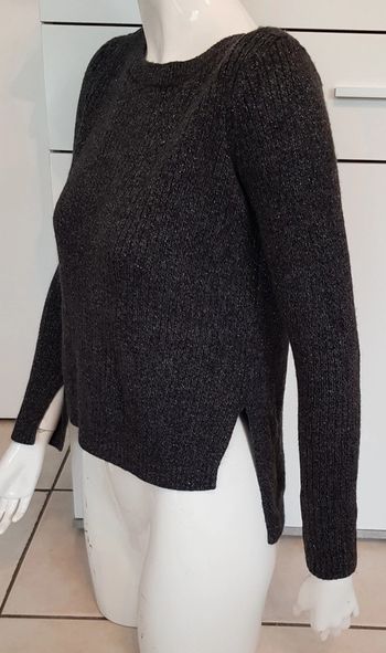 Pull en maille avec fil argenté