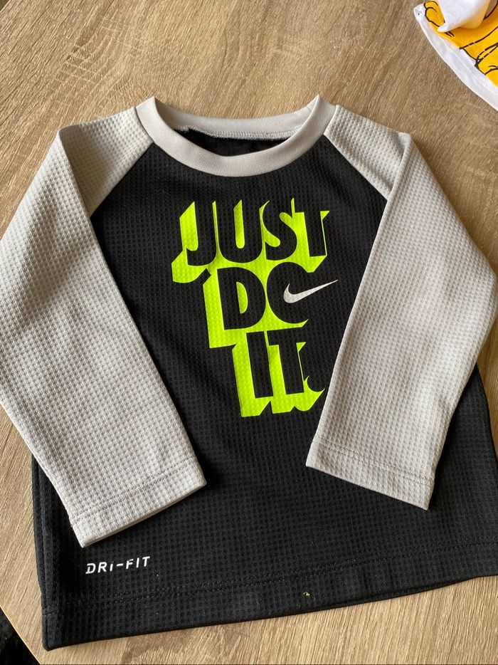 Haut manches longues nike