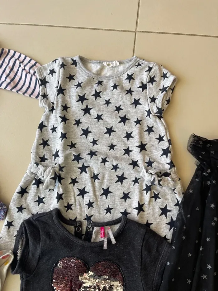 Lot 5 robes fille 3 ans - photo numéro 4