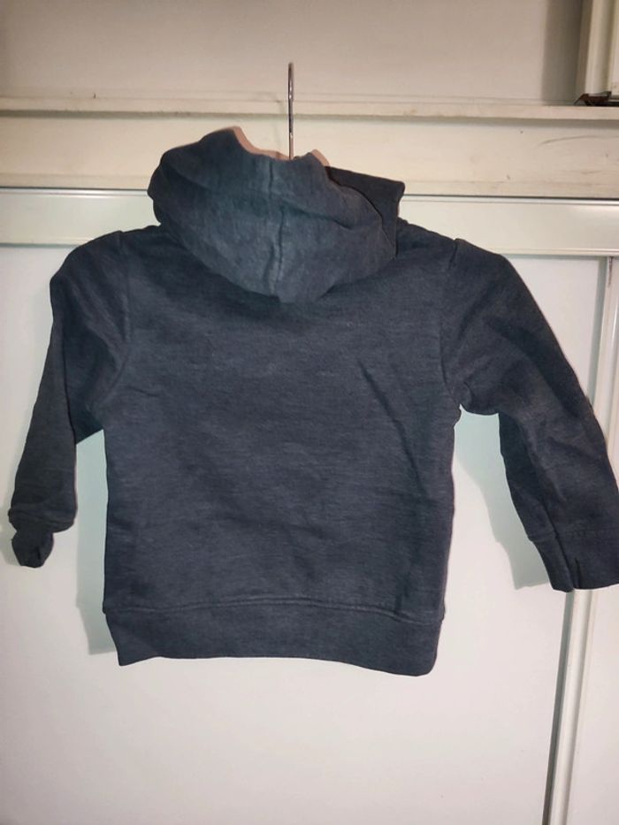 Sweat a capuche - photo numéro 2