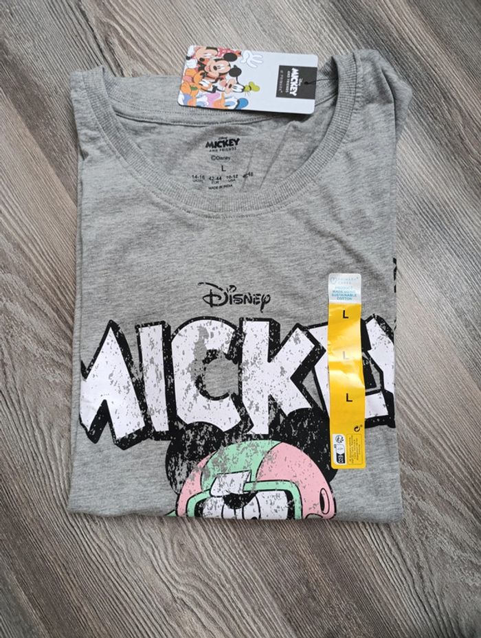 T-shirt neuf disney mickey taille L 42 44