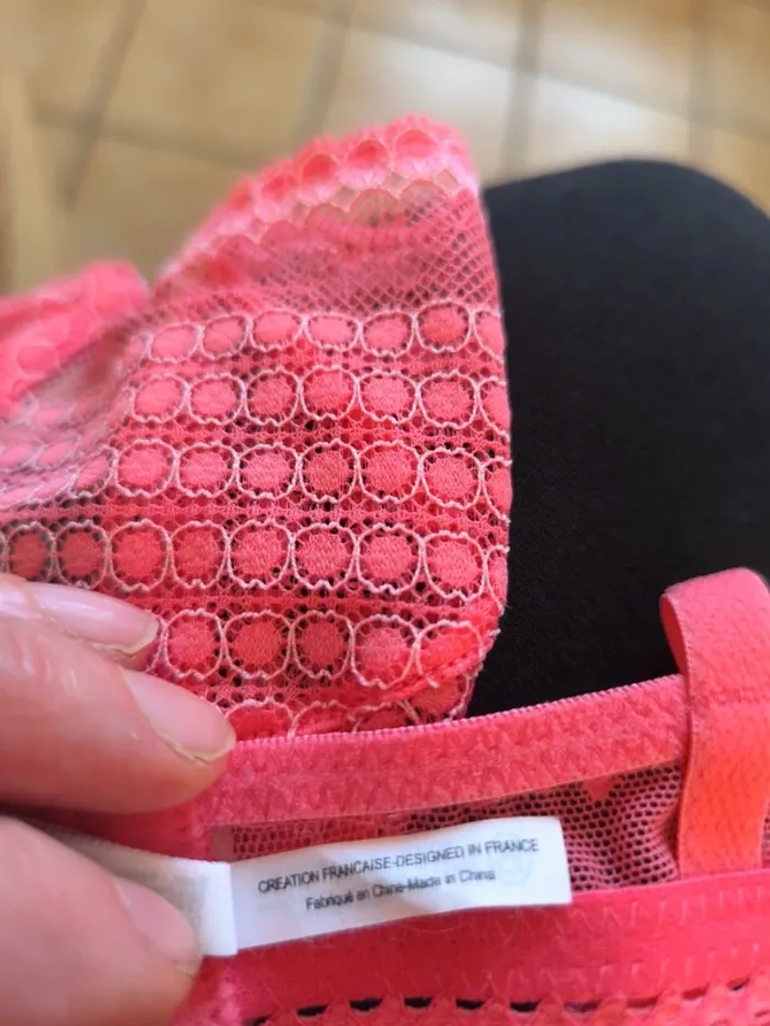Joli soutien gorge dentelle corail - photo numéro 14
