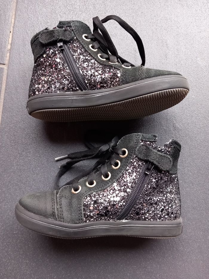 Chaussure fille Reqins 24 cuir très bon état - photo numéro 3