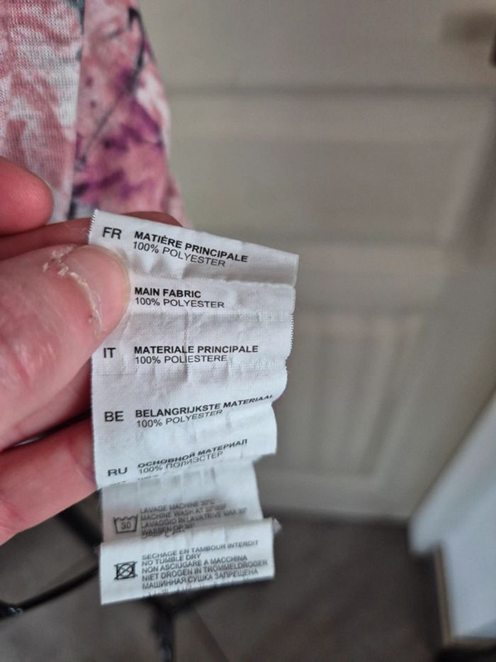 Tee-shirt fleuri 82 🌸 - photo numéro 5