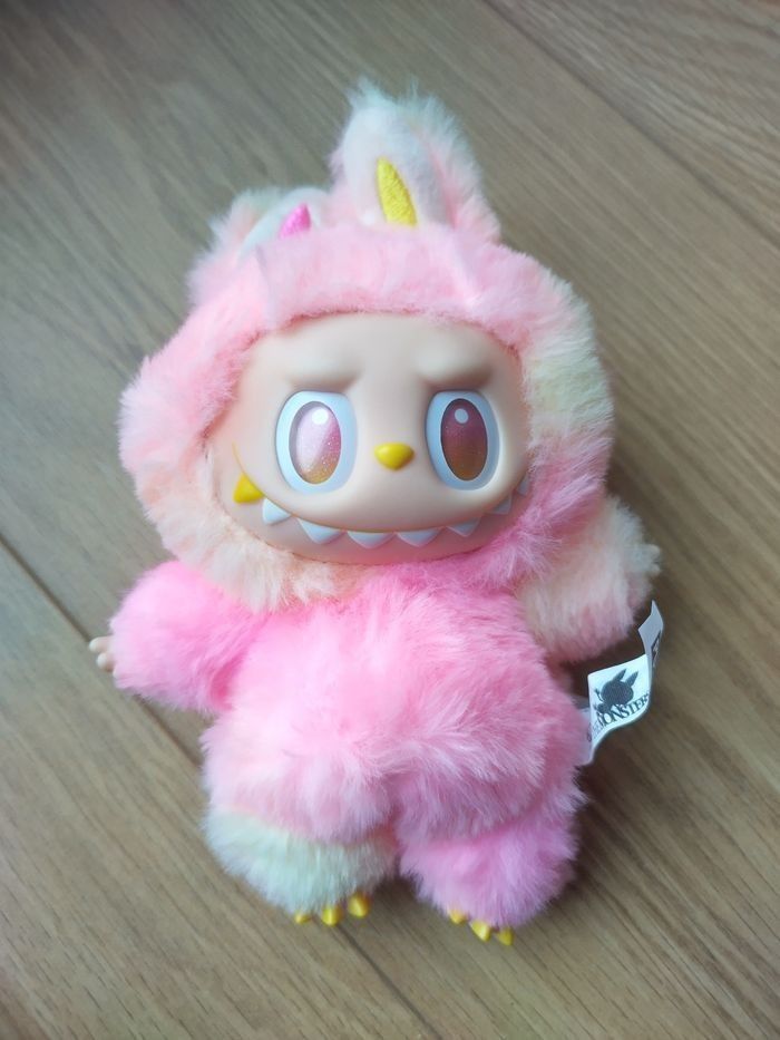 Popmart - Labubu big into energy - "Loyalty" - photo numéro 2