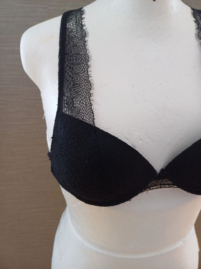 Soutien gorge - photo numéro 2