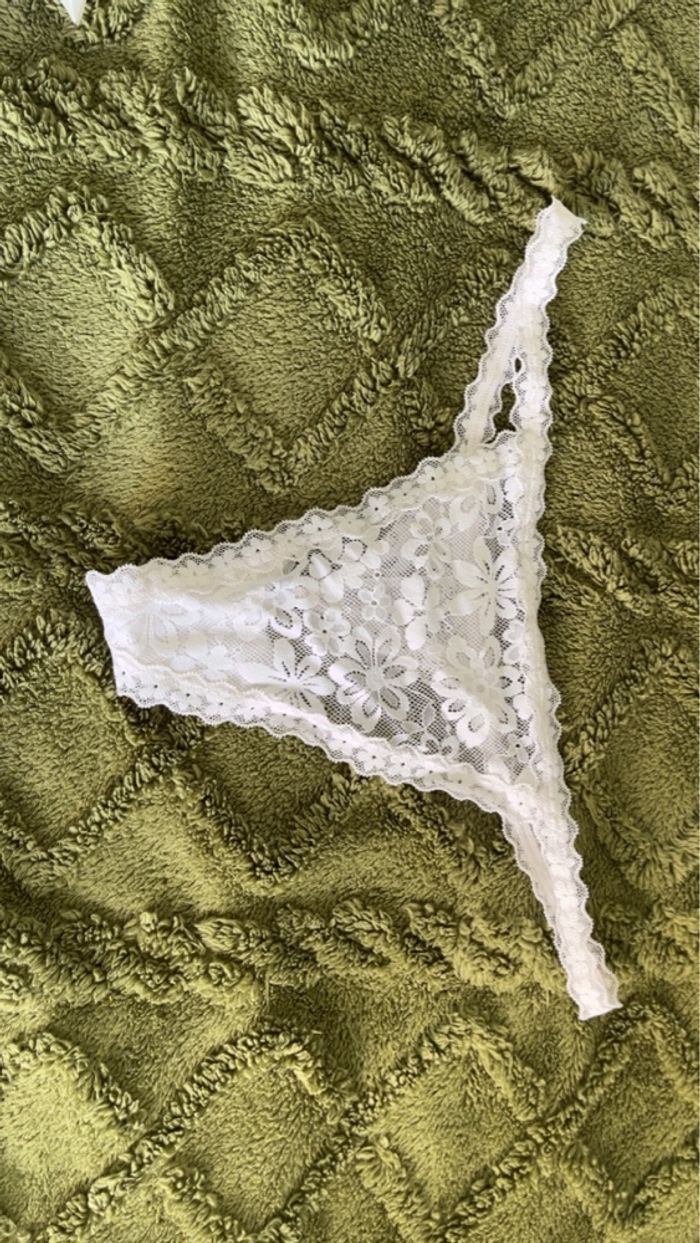 Sous vêtements femme - photo numéro 1