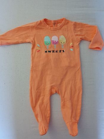 Pyjama fin en très bon état