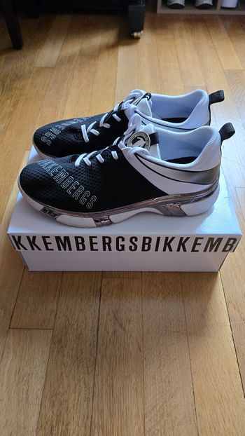 Chaussures Bikkembergs taille 44