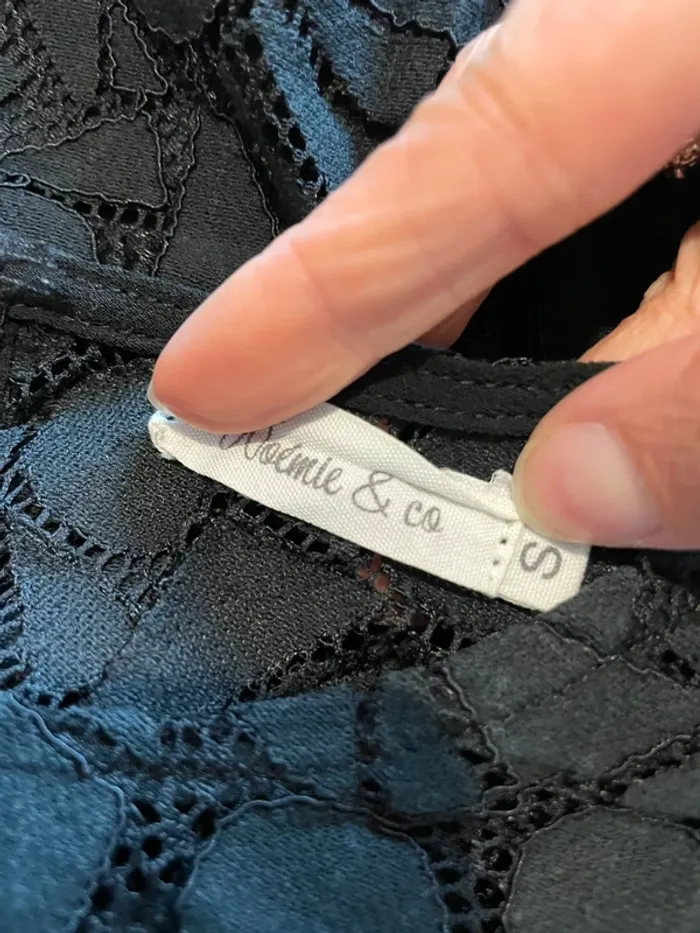 Top Noémie & Co - Dentelle noire - Taille S - photo numéro 7