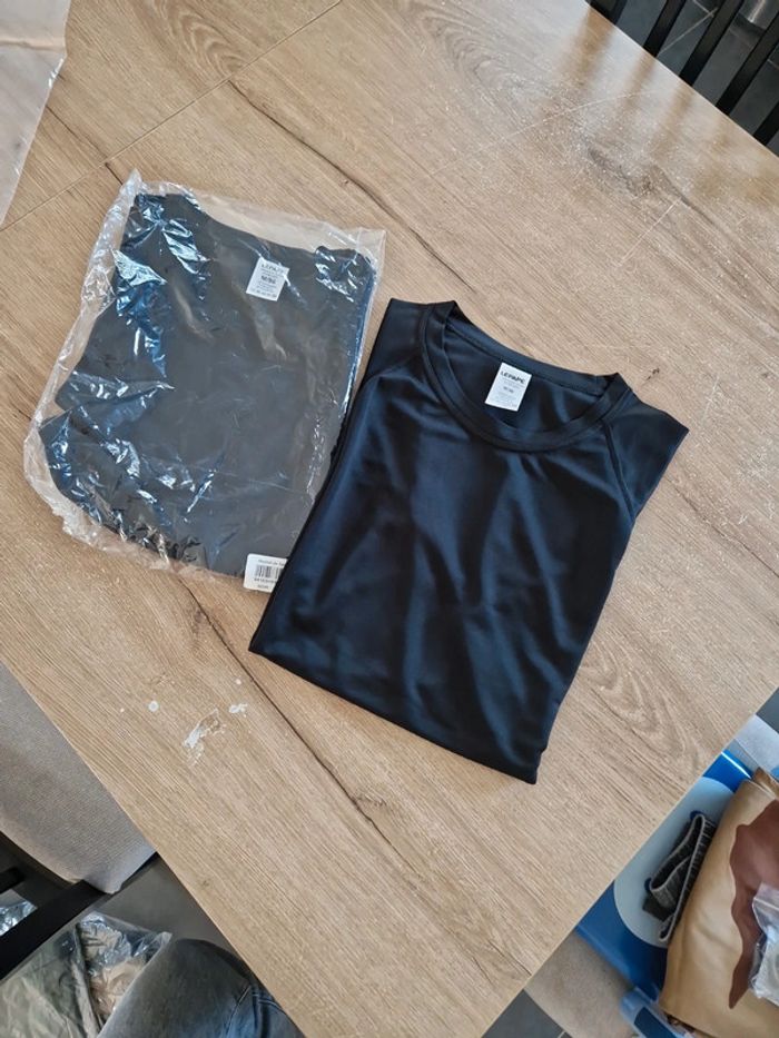 Lot de 2 maillots de sport noir