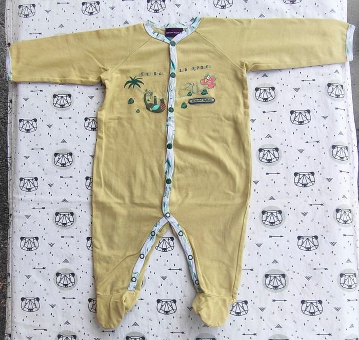 Pyjama léger taille 9 mois
