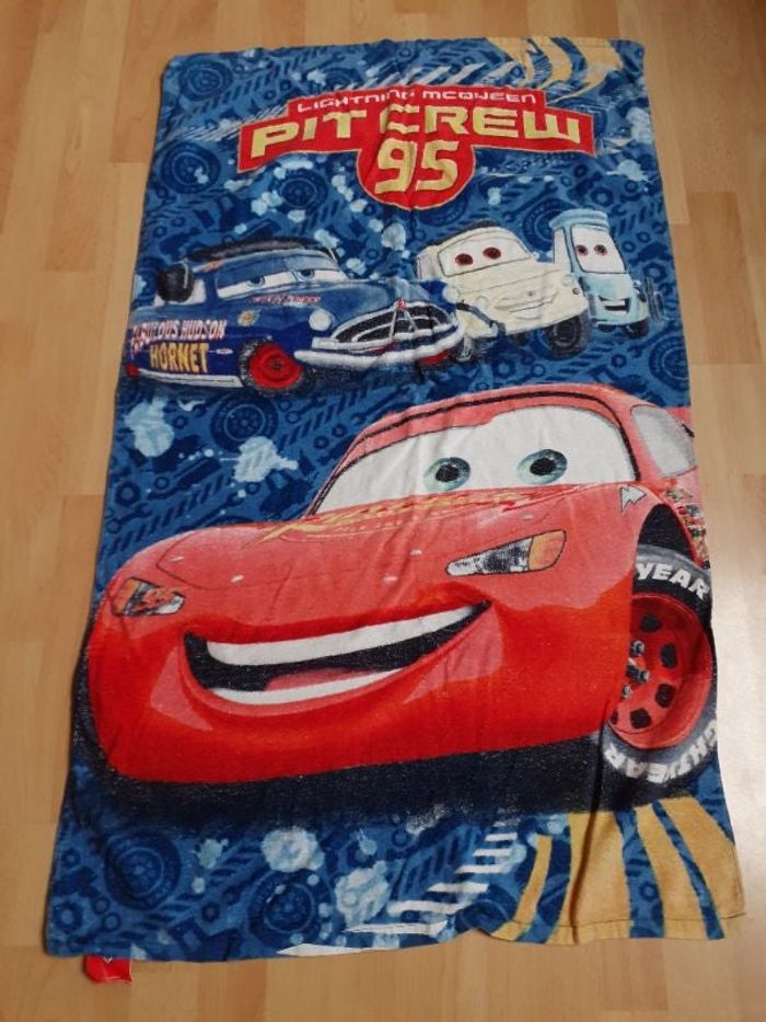 Serviette Cars