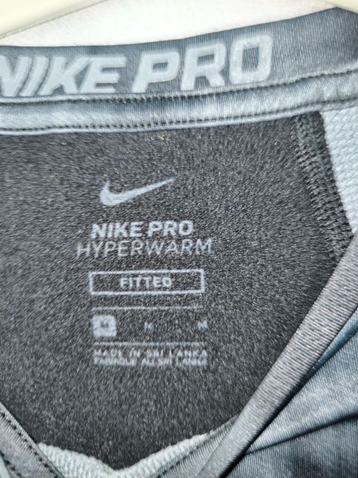 Tee shirt de sport noir et gris Nike taille M - photo numéro 4