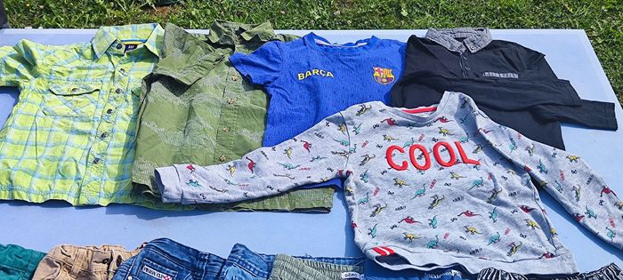 Lot vêtements 8 ans - photo numéro 3