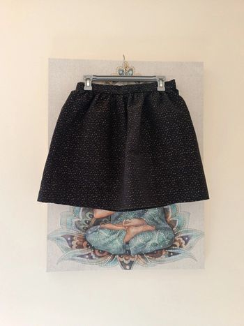 Jupe effet boule, t 38, noir et doré, Etam