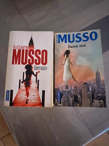 Lot de 2 livres Musso