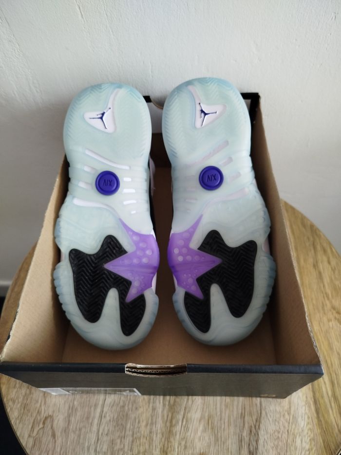 Baskets Nike T 38,5 - photo numéro 8
