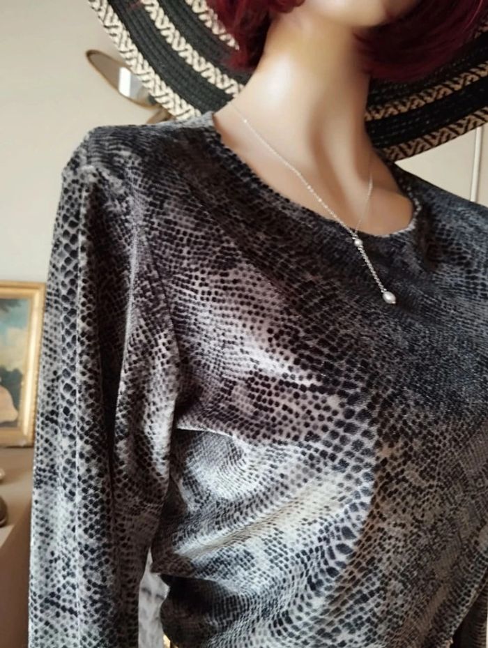 🌿Top Velours Imprimé Python Manoukian T36🌿 - photo numéro 6