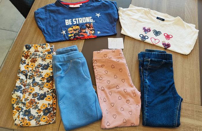 Lot de vêtements fille 6 ans 🌺 - photo numéro 2