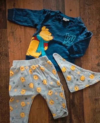 Ensemble jogging pull bavoir Winnie L'ourson 9mois