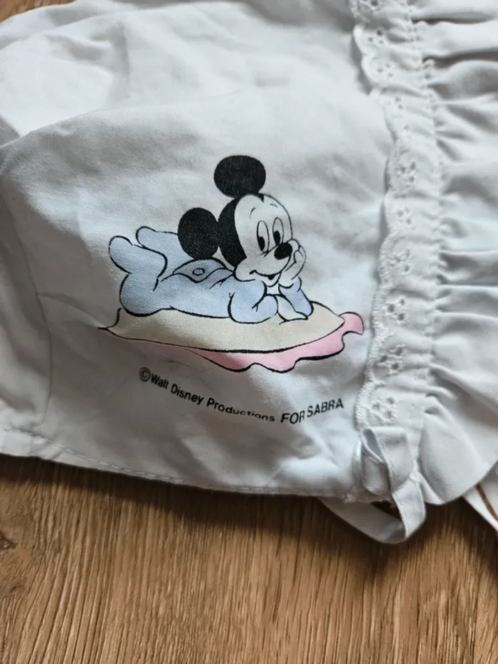Chapeau bébé fille en broderie mickey - photo numéro 2