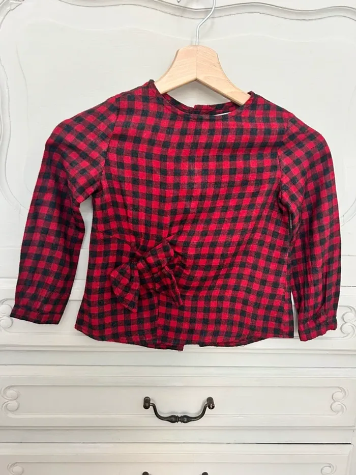 Superbe petit haut, blouse à carreau rouge et noir taille 6 ans