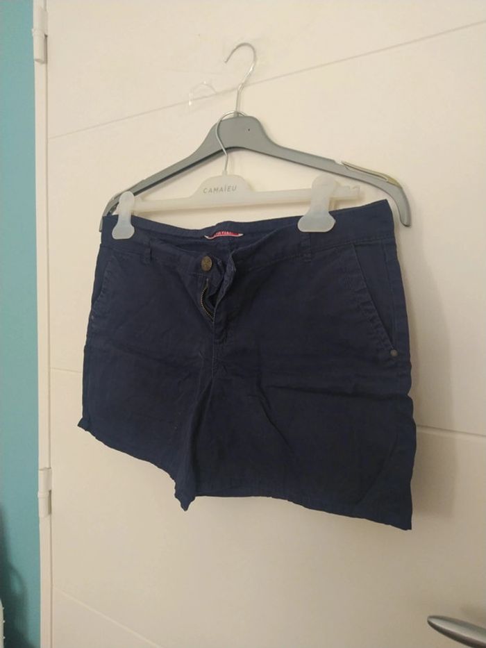 Short bleu marine - photo numéro 2