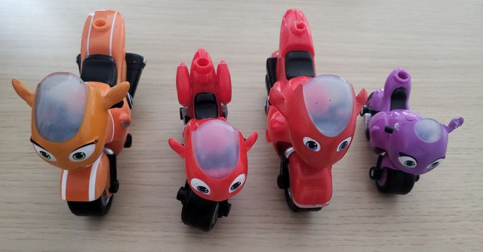 Famille Moto Ricky Zoom - photo numéro 4