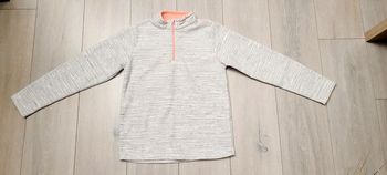 Pull polaire gris chiné et col couleur abricot. Fille 12 ans. Marque Decathlon
