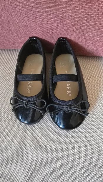Ballerines 🥿 taille 19