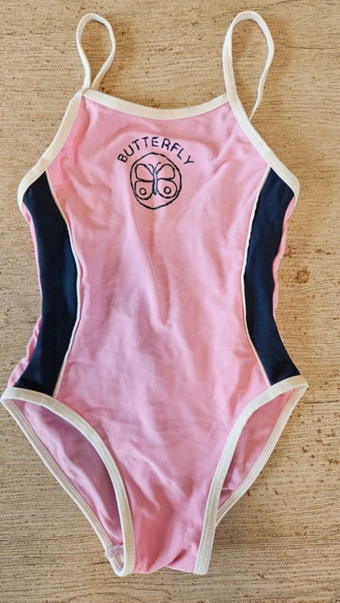 Maillot 1 pièce fille rose, bleu fonce et blanc, peu mis, Butterfly, 4 ans - photo numéro 3