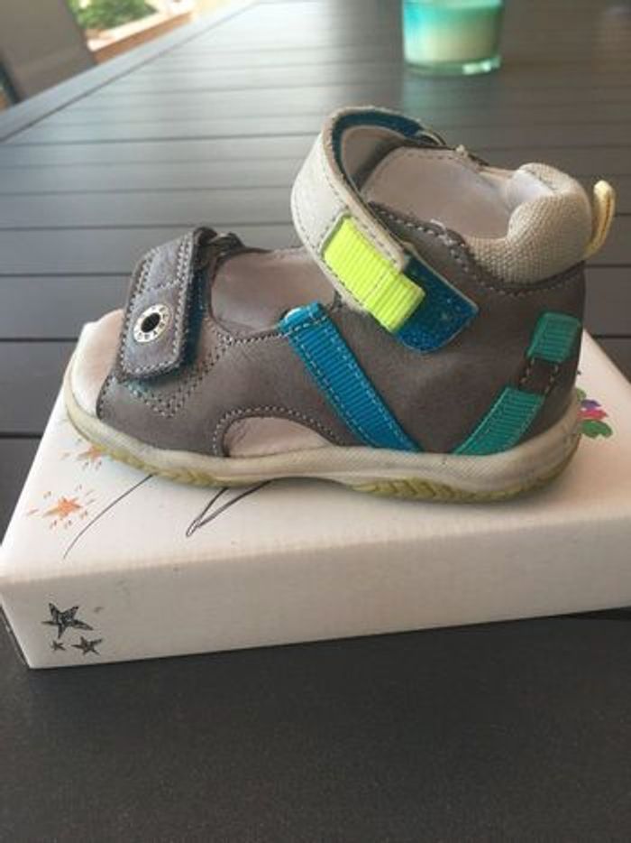 BABYBOTTE Sandales bébé taille 20