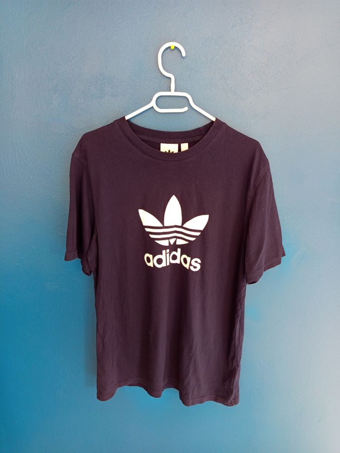 T-shirt adidas
